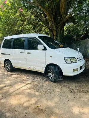 Toyota Noah 1996 Van (Used)