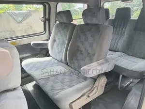 Toyota CR41 1997 Van (Used)