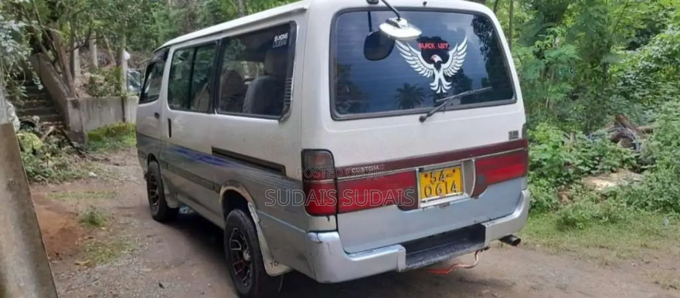 Toyota Hiace 102 1990 Van (Used)
