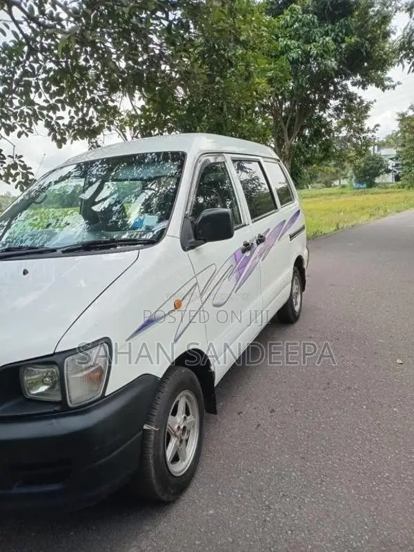 Toyota CR41 1997 Van (Used)