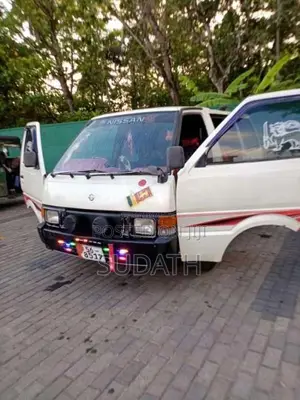Nissan Vanette 1993 Van (Used)