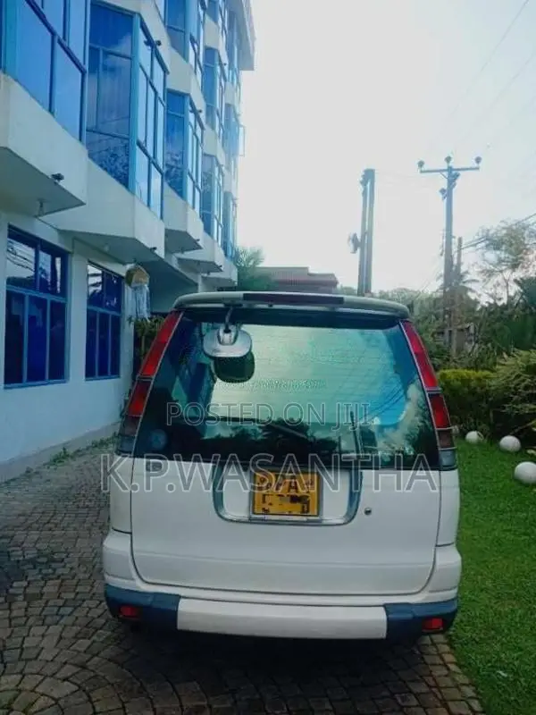 Toyota Townace Noah 2001 Van (Used)