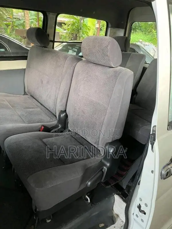 Toyota Noah 1997 Van (Used)
