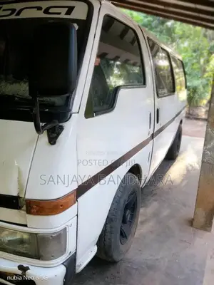 Isuzu Fargo 1990 Van (Used)