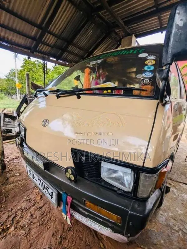 Toyota TownAce 1982 Van (Used)