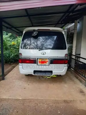 Toyota Lh102 1995 Van (Used)