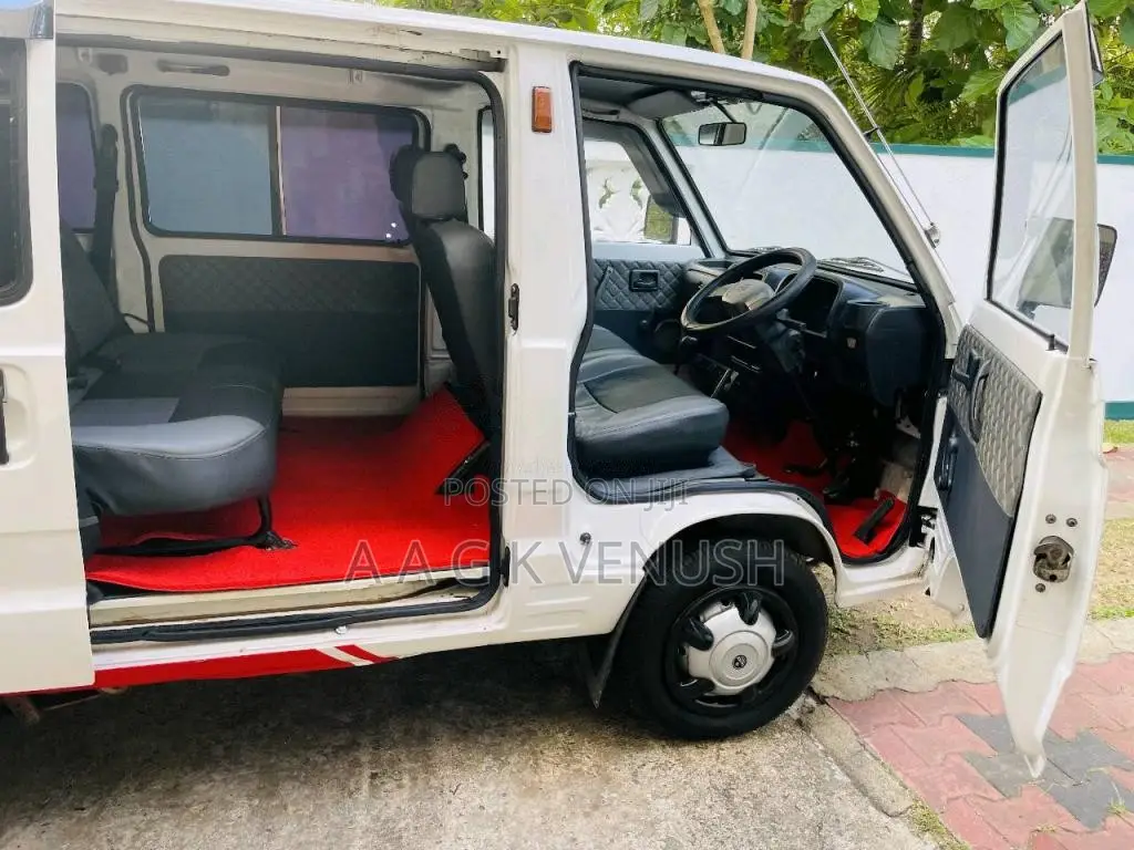 Suzuki Omni 2006 Van (Used)