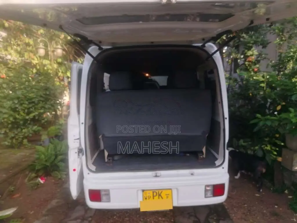 Mazda Scrum 2015 Van (Used)