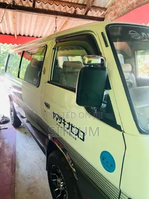 Nissan Caravan 1999 Van (Used)
