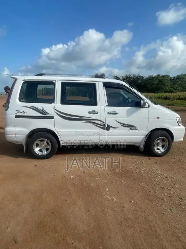 Toyota KR42 2000 Van (Used)