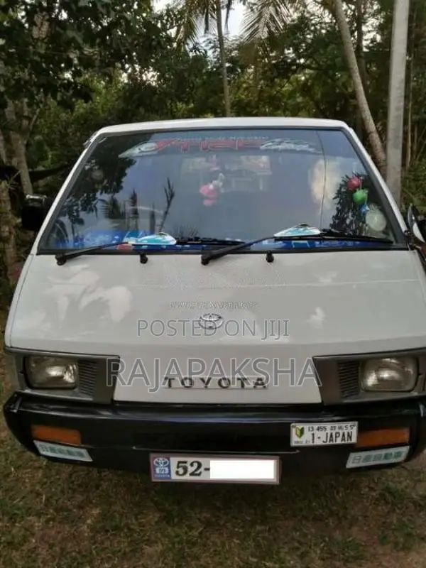 Toyota TownAce 1987 Van (Used)