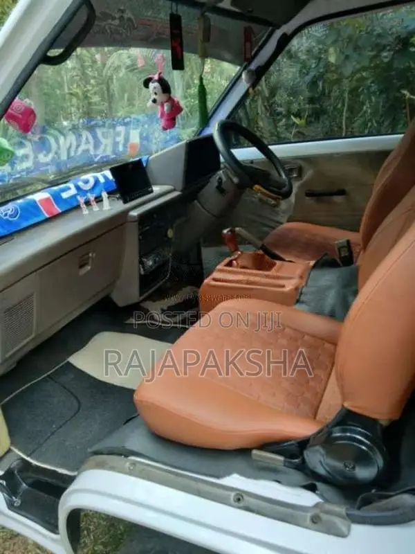 Toyota TownAce 1987 Van (Used)