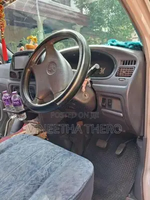 Toyota Noah 2006 Van (Used)