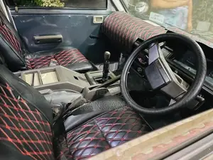 Nissan Vanette 1987 Van (Used)