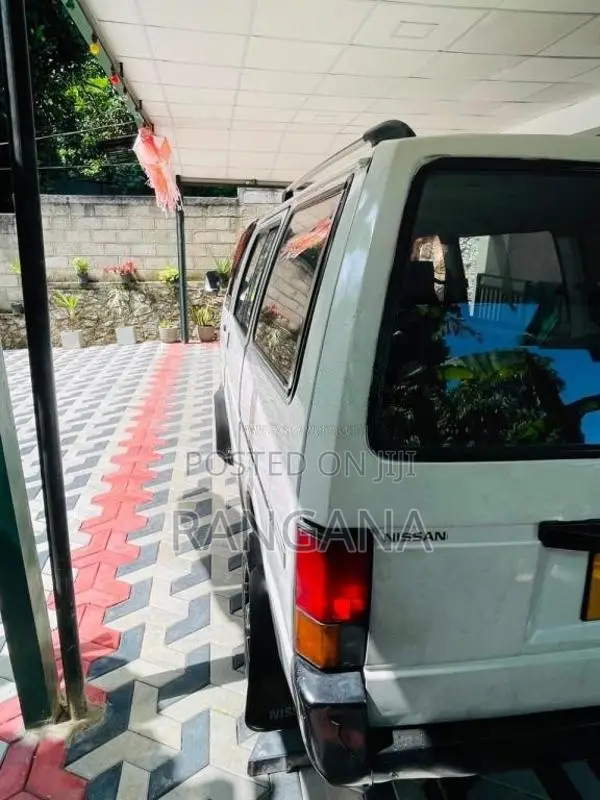 Nissan Vanette 1987 Van (Used)