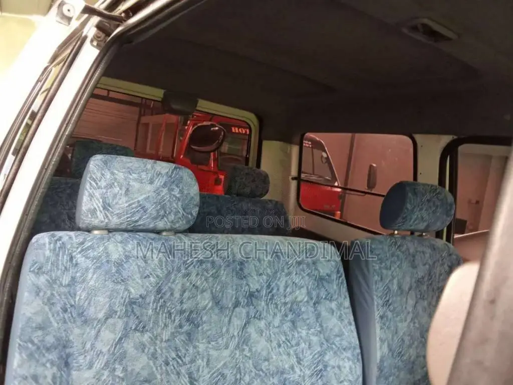 Toyota CR41 1997 Van (Used)