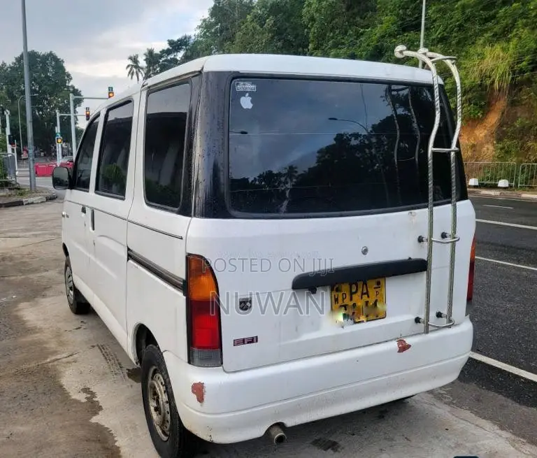 Daihatsu S200 2000 Van (Used)