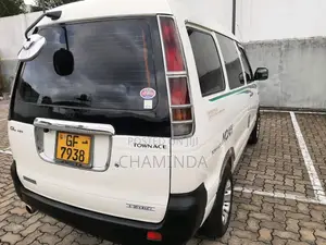 Toyota Townace Noah CR41 1998 Van (Used)