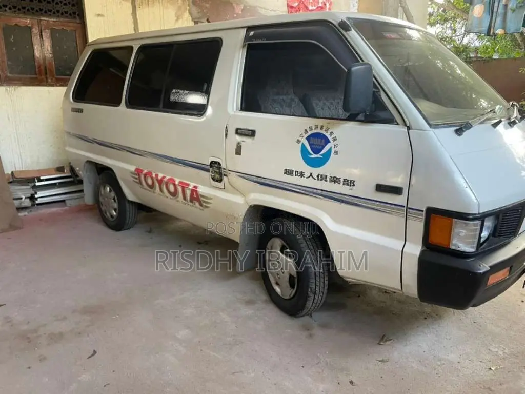 Toyota TownAce 1985 Van (Used)