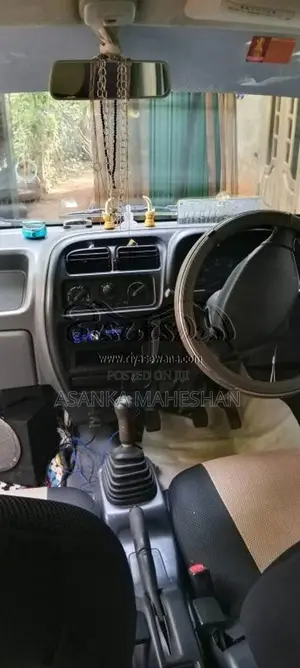 Suzuki Every 2002 Van (Used)