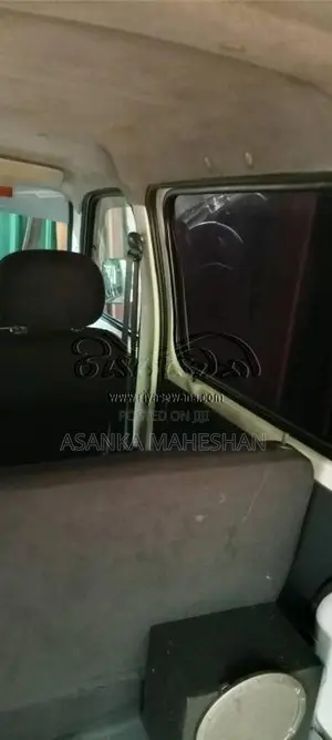 Suzuki Every 2002 Van (Used)