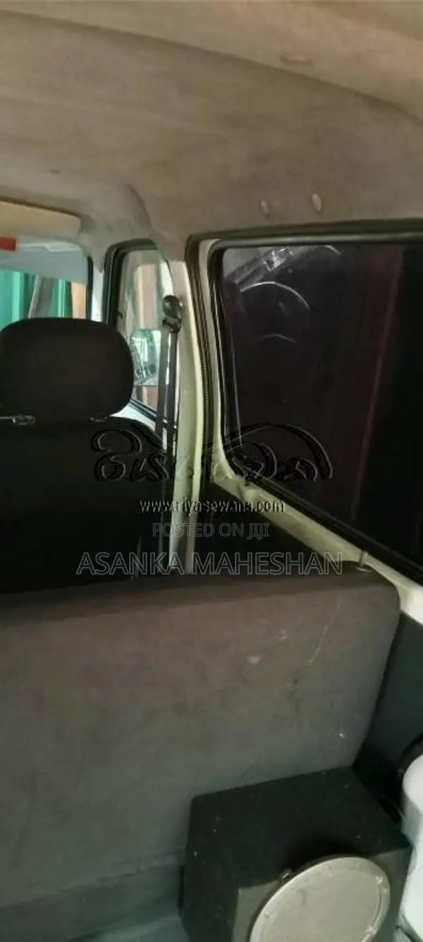 Suzuki Every 2002 Van (Used)