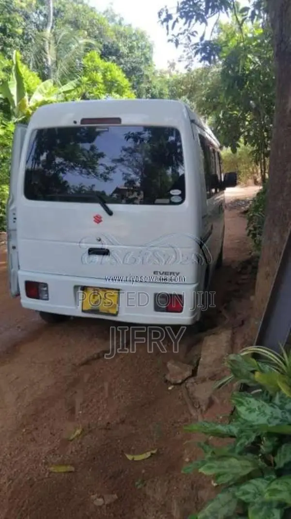 Suzuki Every 2014 Van (Used)