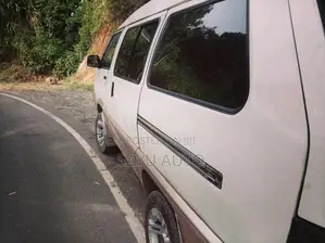 Toyota TownAce CR27 1990 Van (Used)