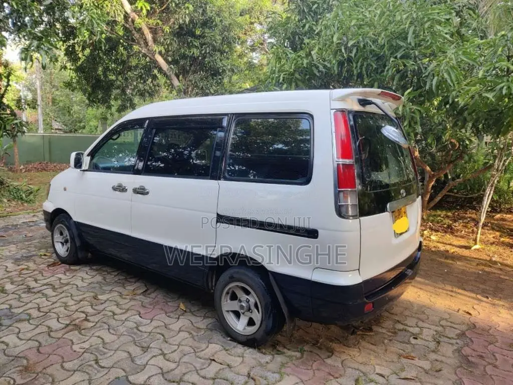 Toyota TownAce CR42 2000 Van (Used)