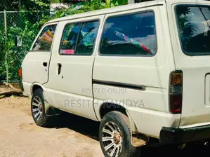 Toyota LiteAce 1984 Van (Used)
