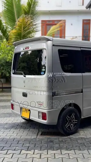 Suzuki DA17 2016 Van (Used)