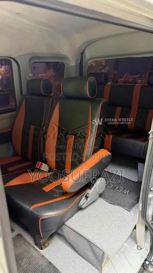 Suzuki DA17 2016 Van (Used)
