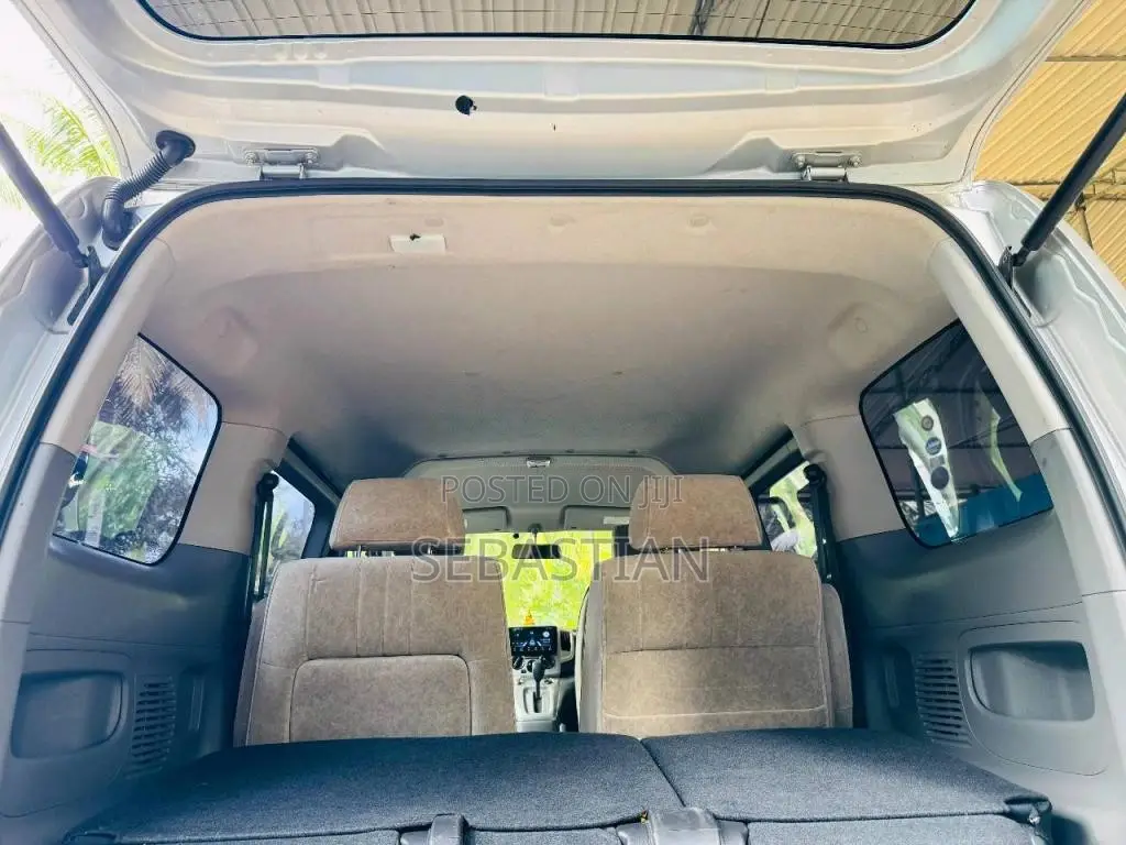 Nissan NV200 2018 Van (Used)