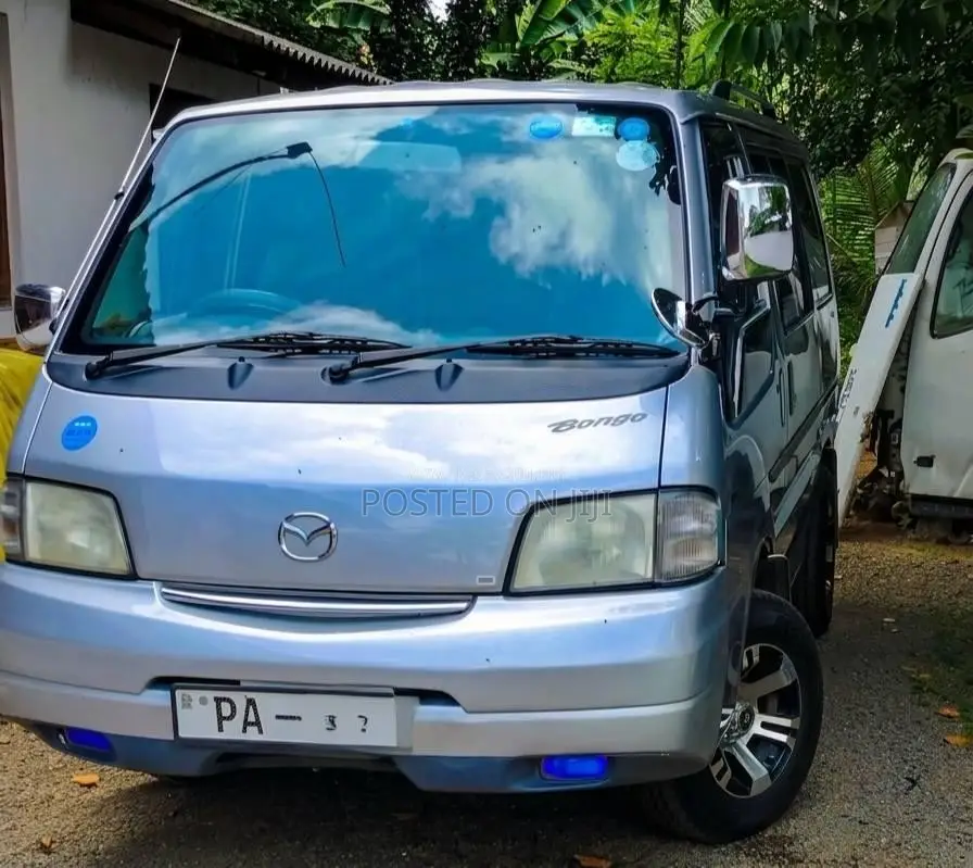Nissan Vanette 2002 Van (Used)