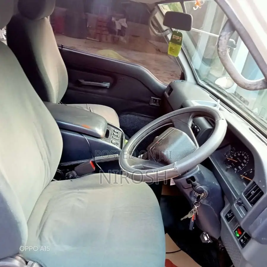 Mitsubishi Pio 15 2002 Van (Used)
