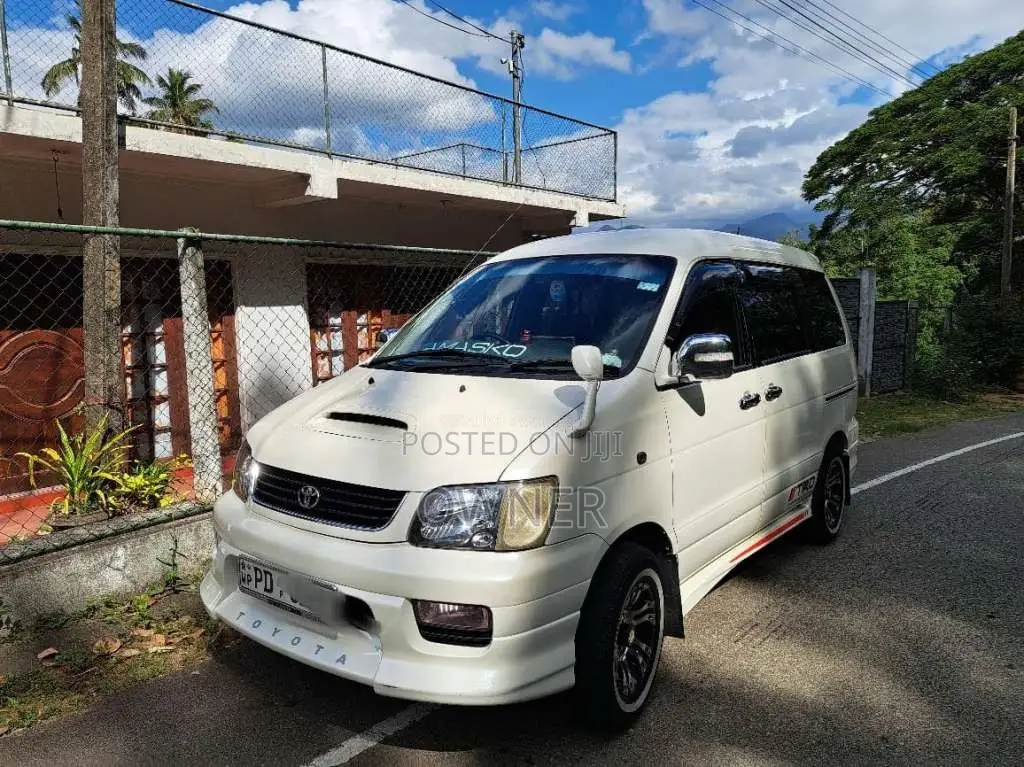 Toyota TownAce Noah KR42 2012 Van (Used)