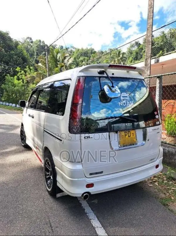 Toyota TownAce Noah KR42 2012 Van (Used)
