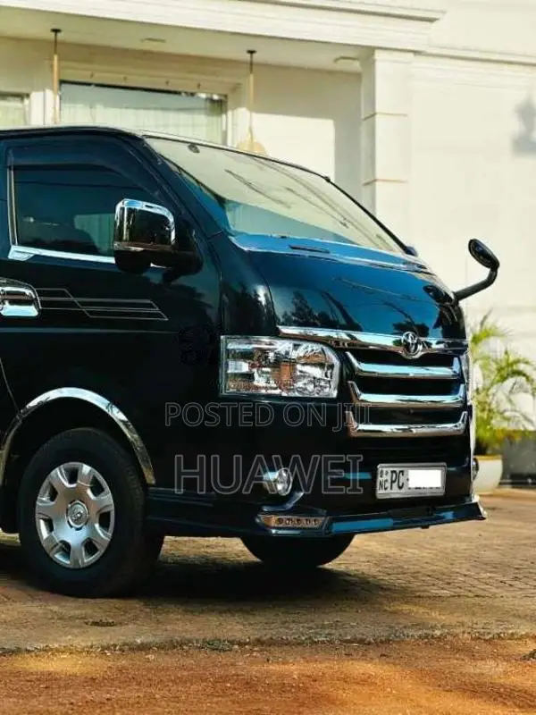 Toyota KDH 200 Super GL 2011 Van (Used)