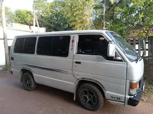 Toyota Shell 1985 Van (Used)