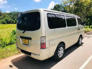 Nissan Caravan E25 2013 Van (Used)