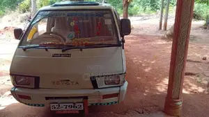 Toyota Townace 1987 Van (Used)