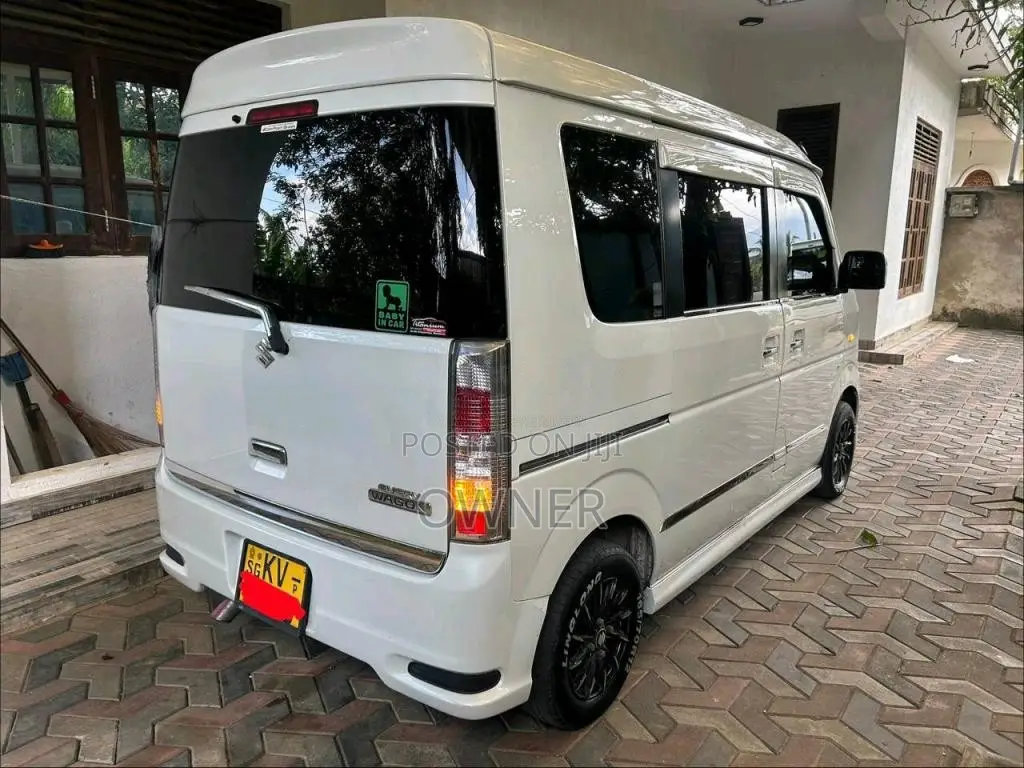 Suzuki Every Wagon 2013 Van (Used)