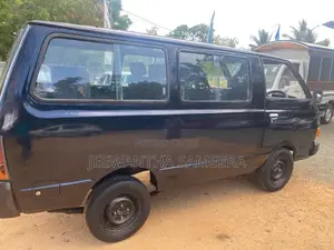 Nissan Vanette 1984 Van (Used)