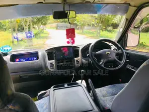 Nissan Caravan E25 2013 Van (Used)