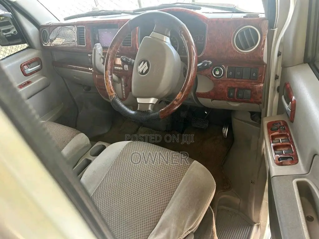 Suzuki Every Wagon 2013 Van (Used)