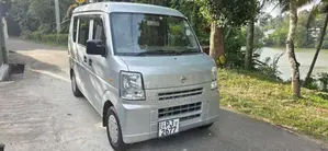 Nissan NV100 2015 Van (Used)