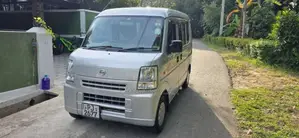 Nissan NV100 2015 Van (Used)