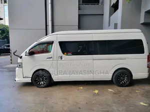 Toyota KDH 223 2015 Van (Used)