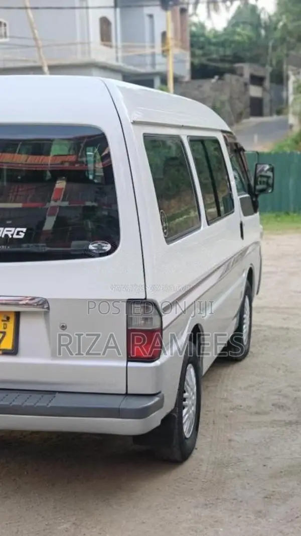 Mazda Vanette 2002 Van (Used)