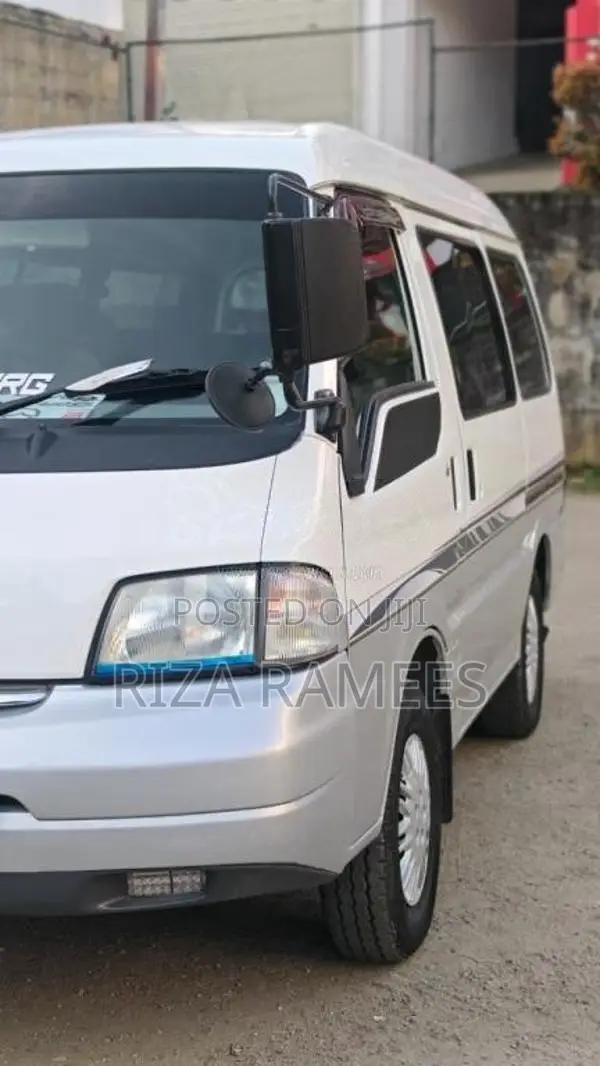 Mazda Vanette 2002 Van (Used)